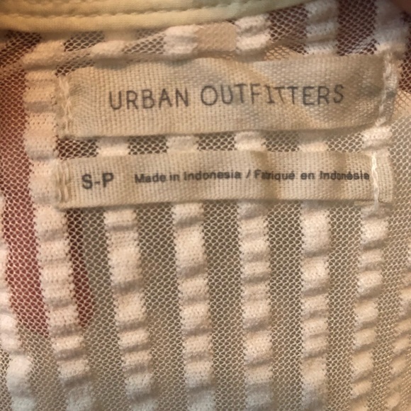 Urban Outfitters Cream Top - Picture 3 of 3